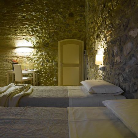 Poderi Firenze Guest House Cinigiano Bagian luar foto