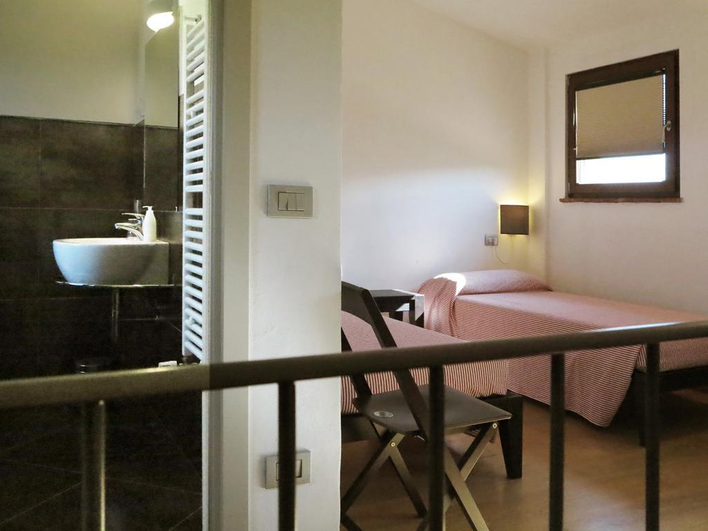 Poderi Firenze Guest House Cinigiano Bagian luar foto