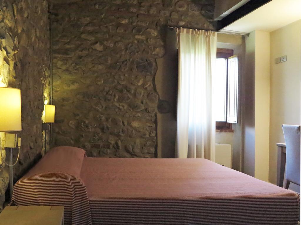Poderi Firenze Guest House Cinigiano Bagian luar foto