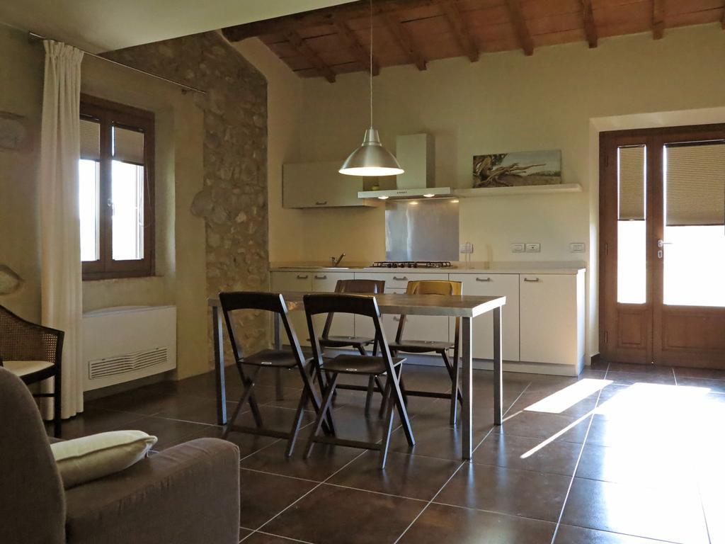 Poderi Firenze Guest House Cinigiano Bagian luar foto